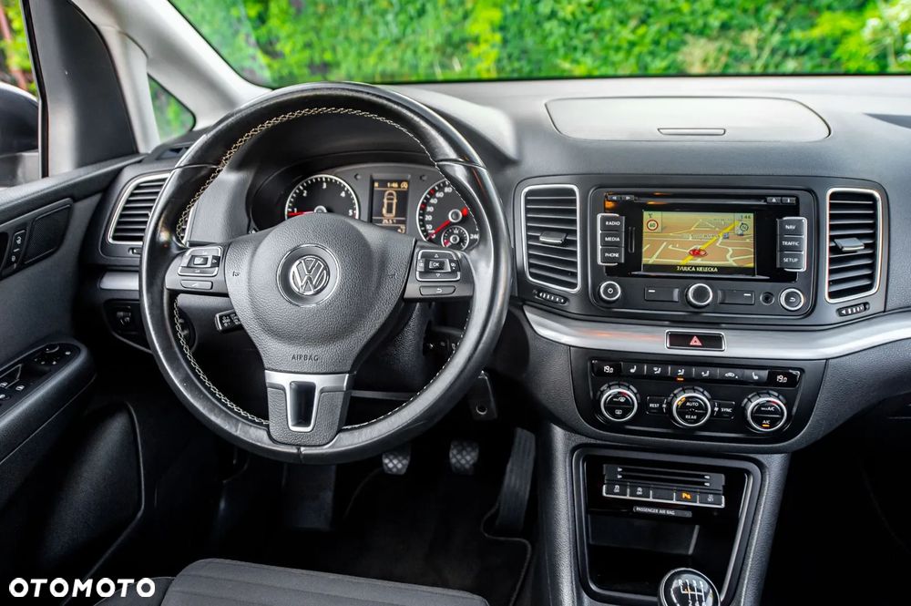 Volkswagen Sharan - 20