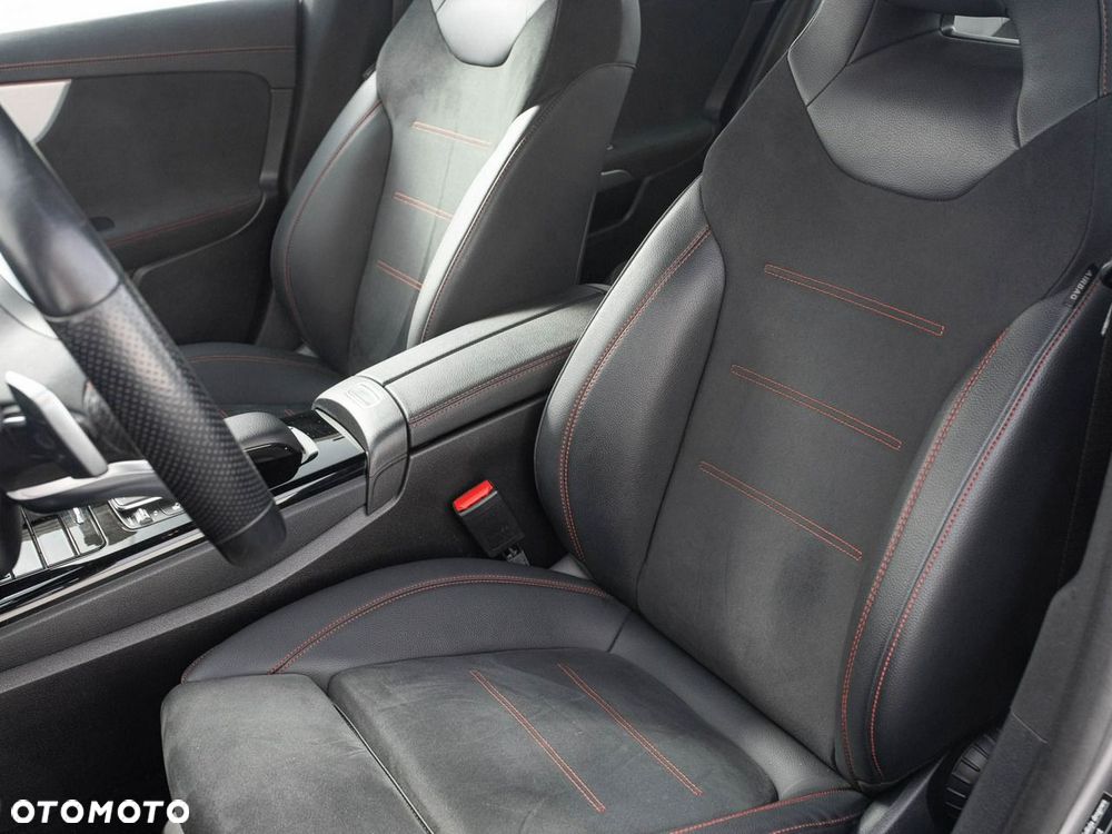 Mercedes-Benz CLA 200 mHEV 7G-DCT - 11