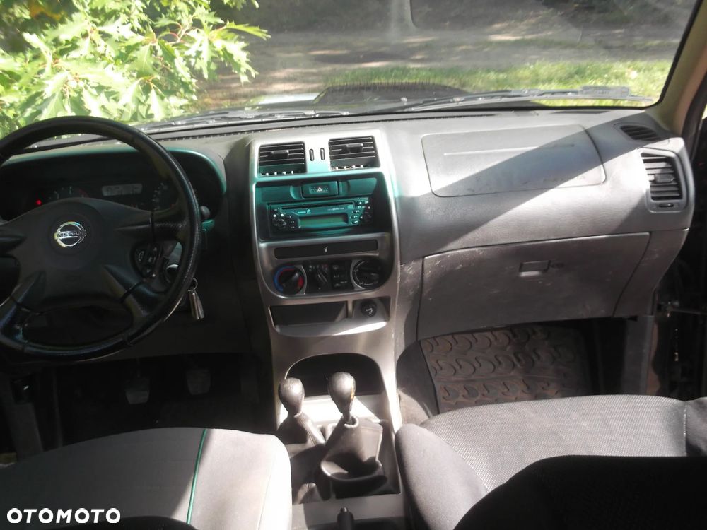 Nissan Terrano - 10