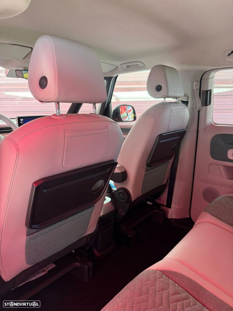 VW ID.Buzz Pro - 7