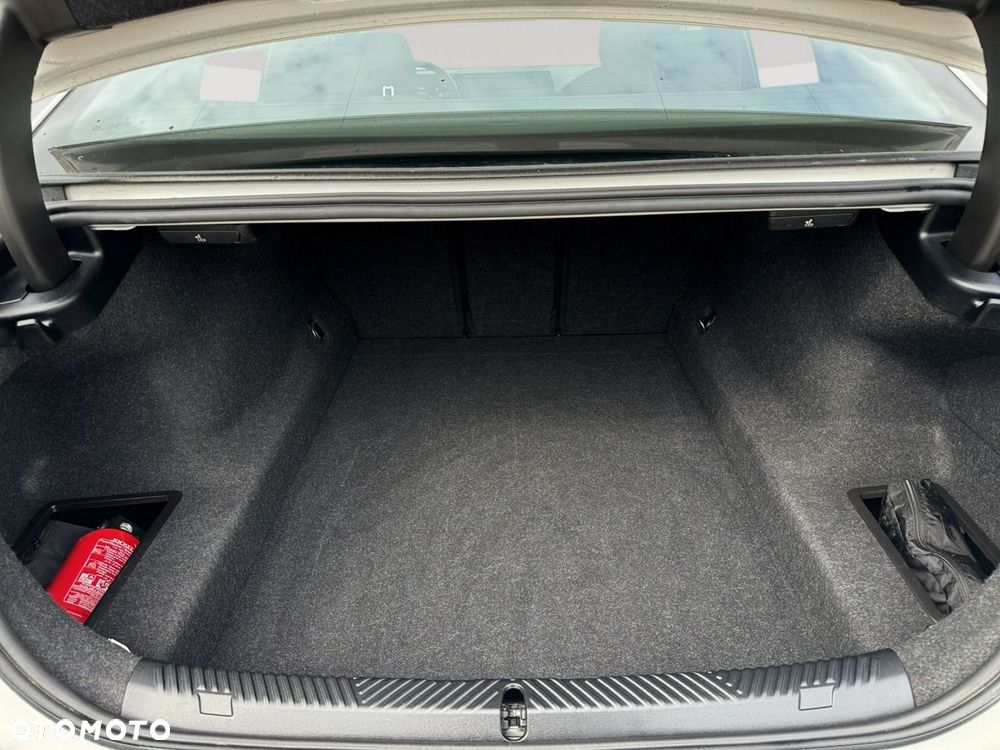 BMW Seria 5 520d mHEV M Sport - 27