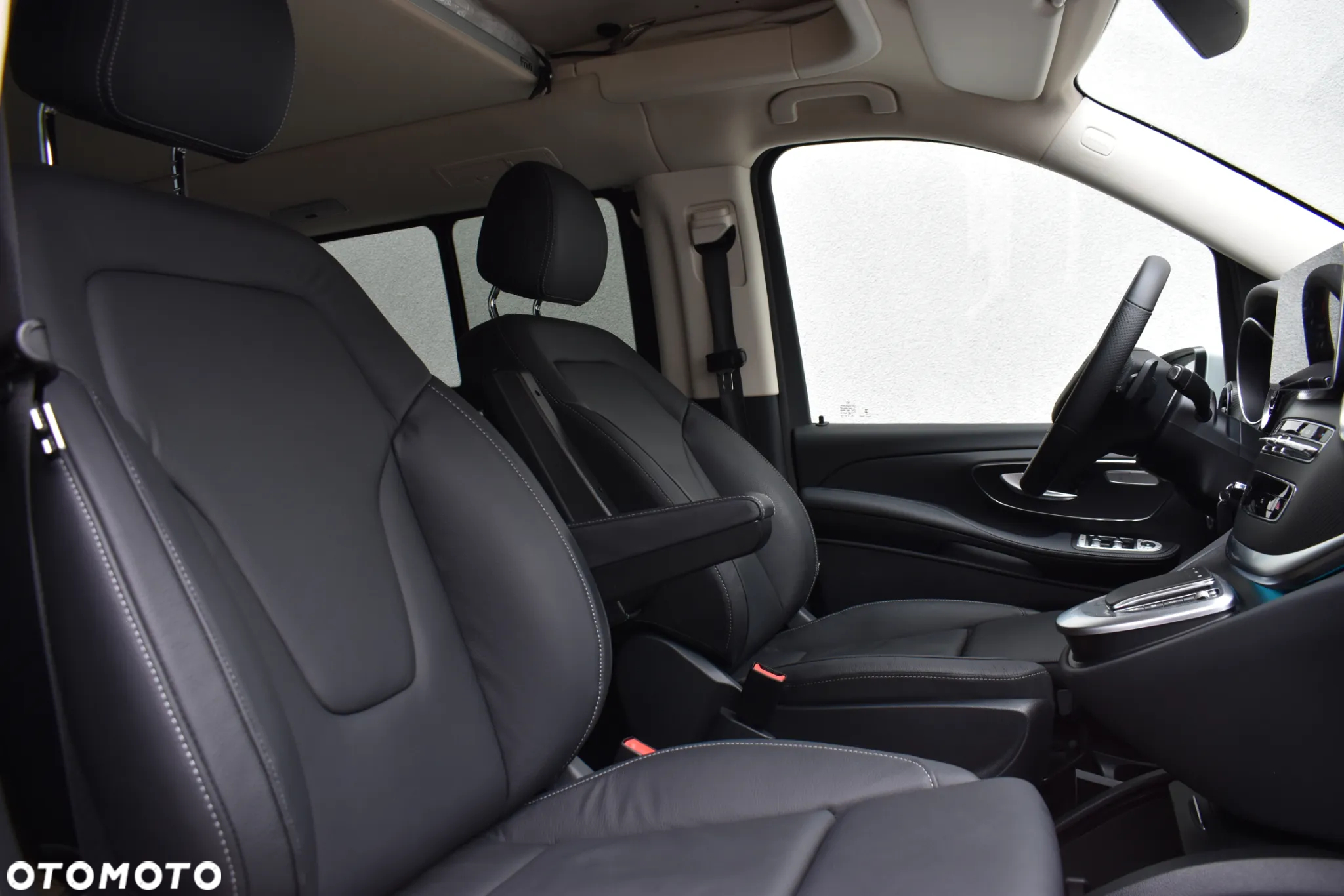 Mercedes-Benz Klasa V 300 d 4-Matic 9G-Tronic - 12