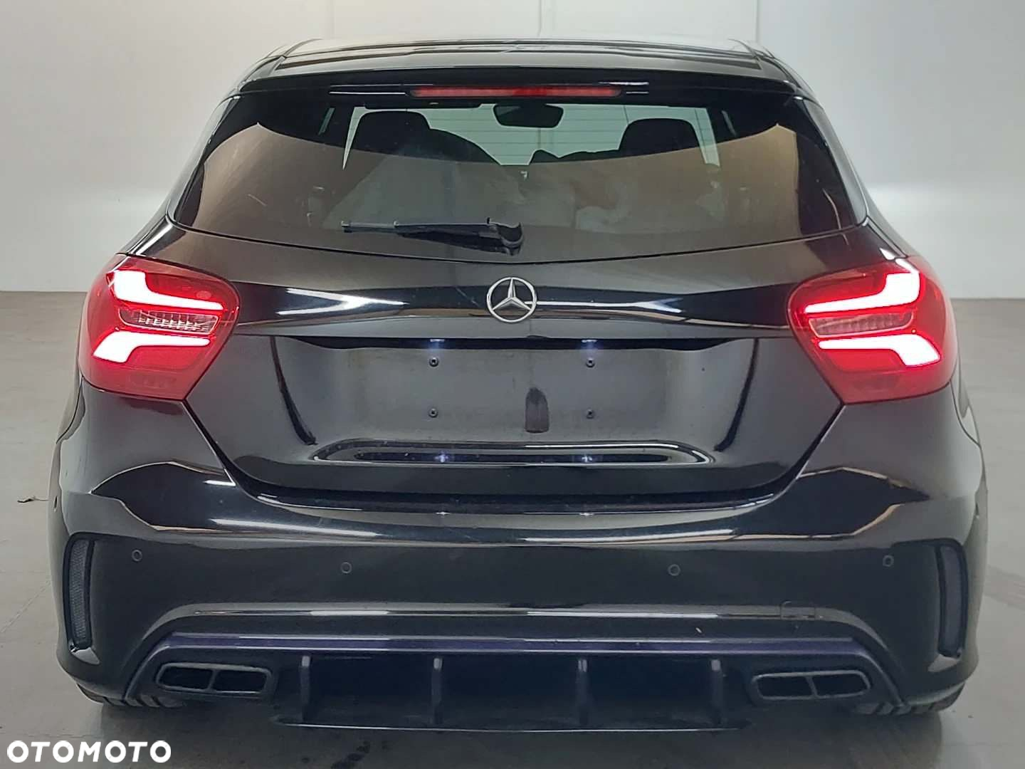 Mercedes-Benz Klasa A AMG 45 4Matic AMG Speedshift 7G-DCT - 17