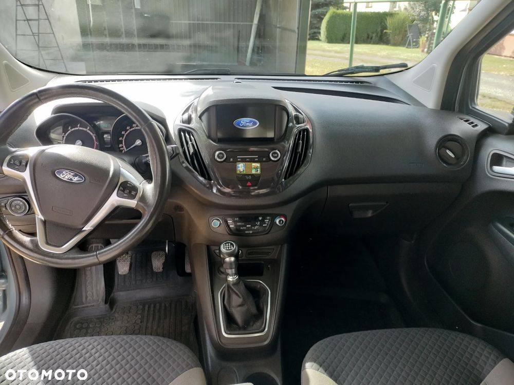 Ford Tourneo Courier 1.0 EcoBoost Trend - 5