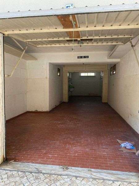 Garagem 51m2 Massamá - Grande imagem: 3/7