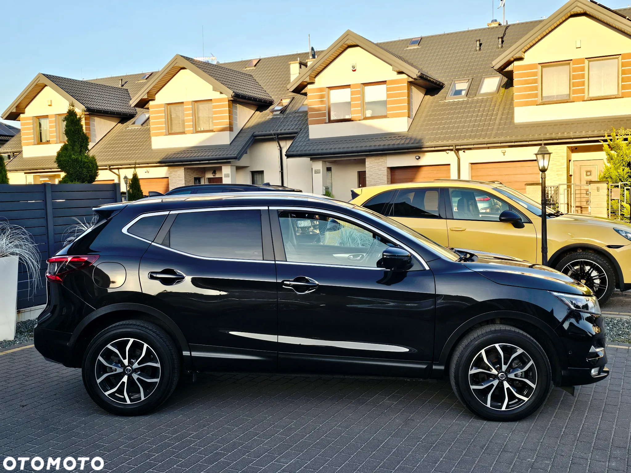 Nissan Qashqai 1.7 dCi TEKNA+ - 8
