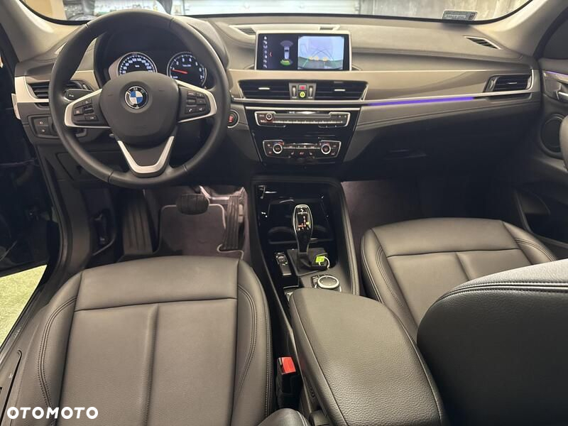 BMW X1 sDrive18i xLine - 22