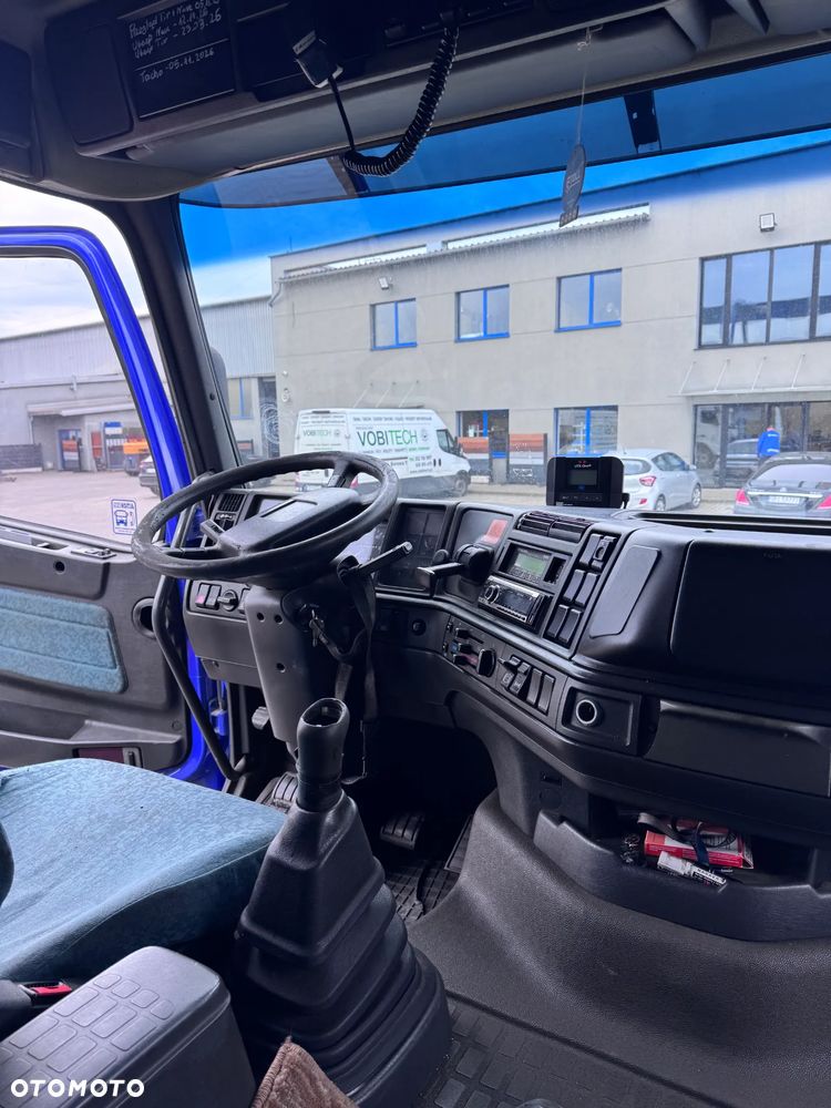 Volvo FH12 - 8