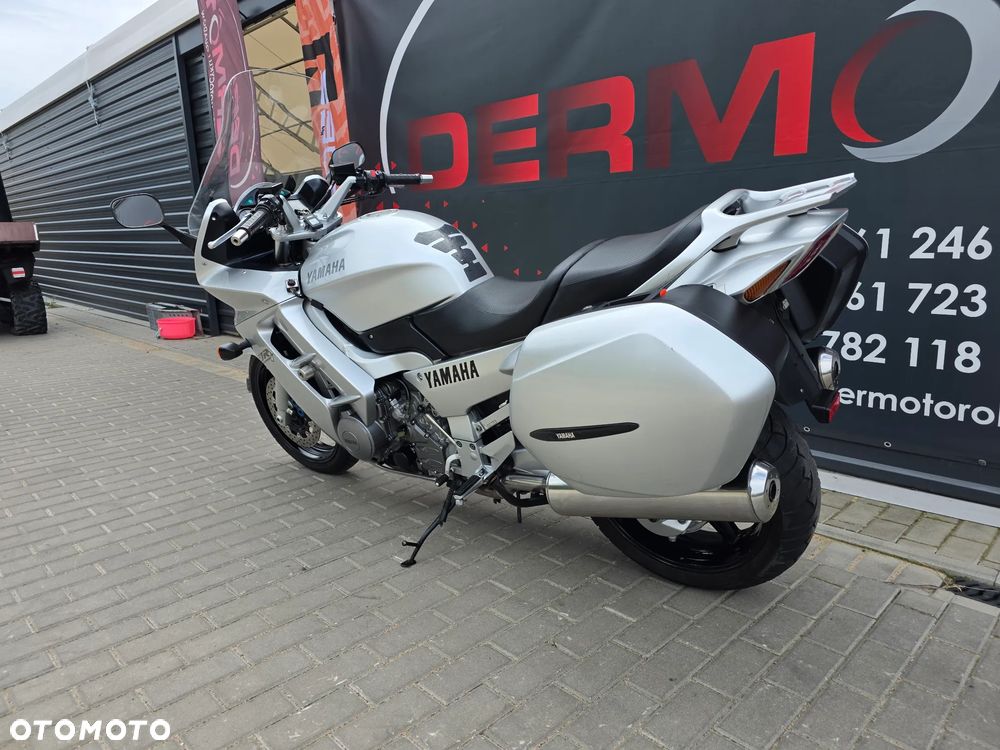 Yamaha FJR - 31