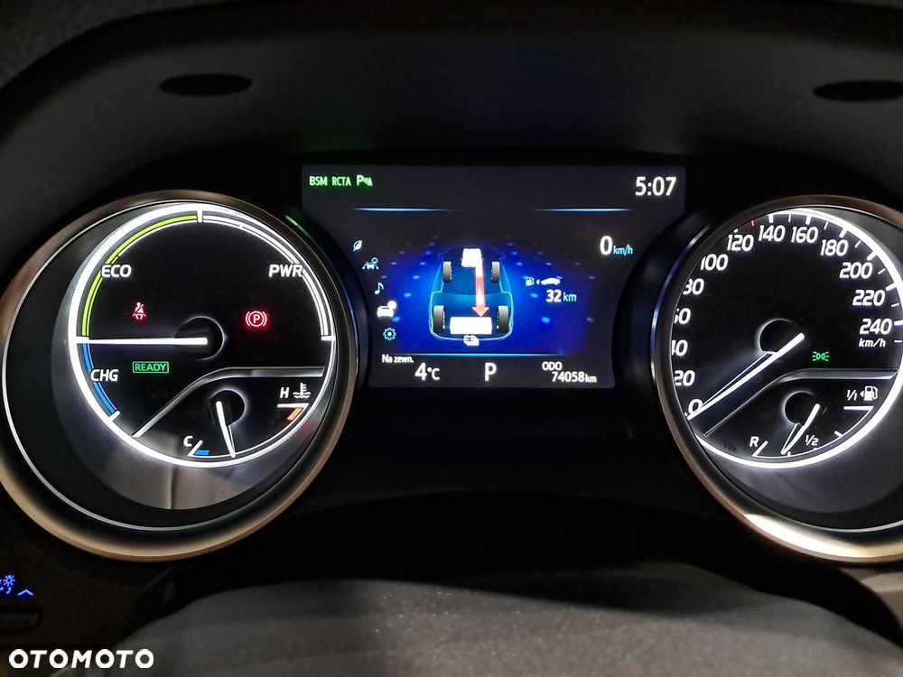 Toyota Camry 2.5 Hybrid Executive CVT - 13