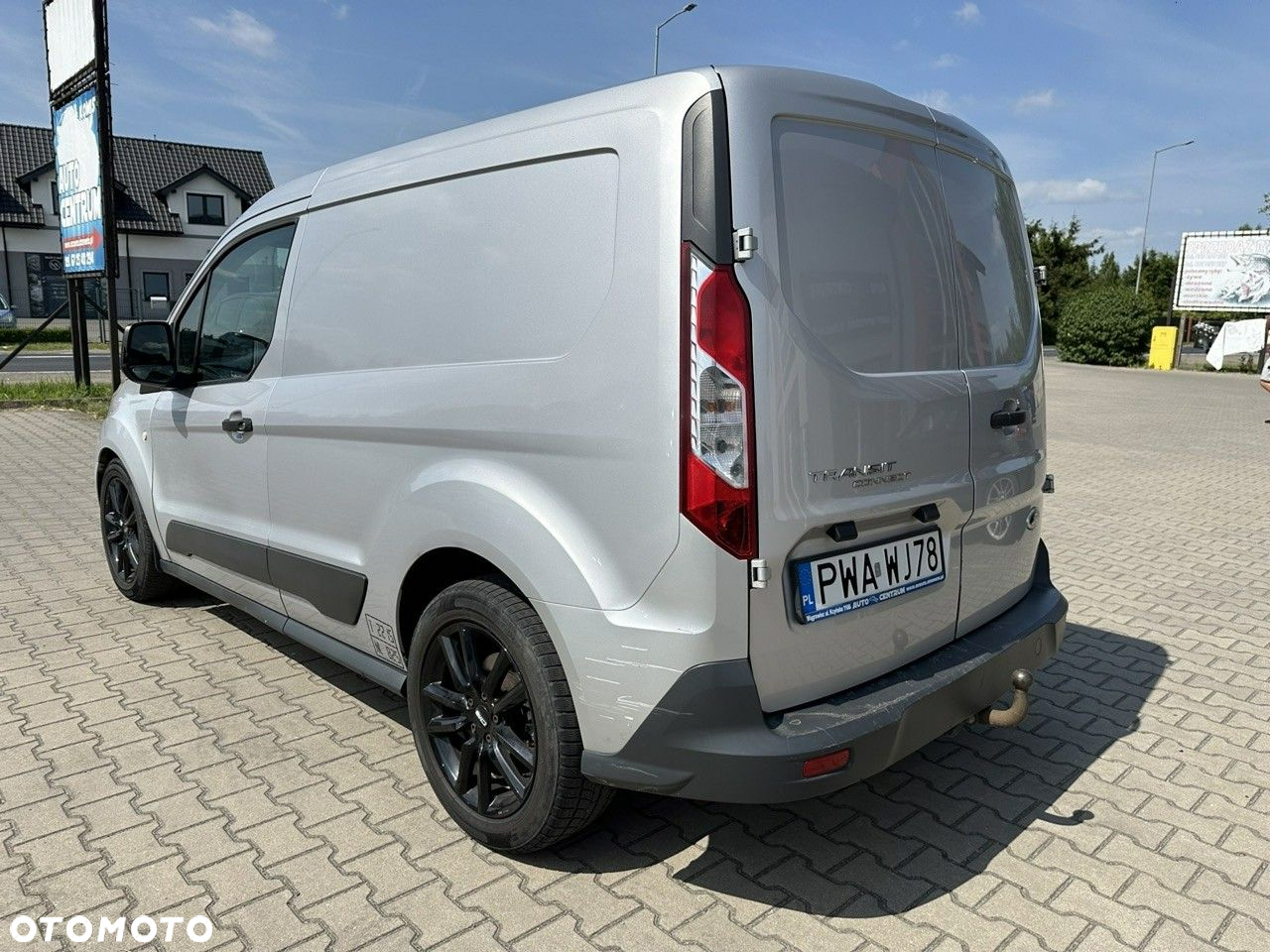 Ford Transit Connect - 8