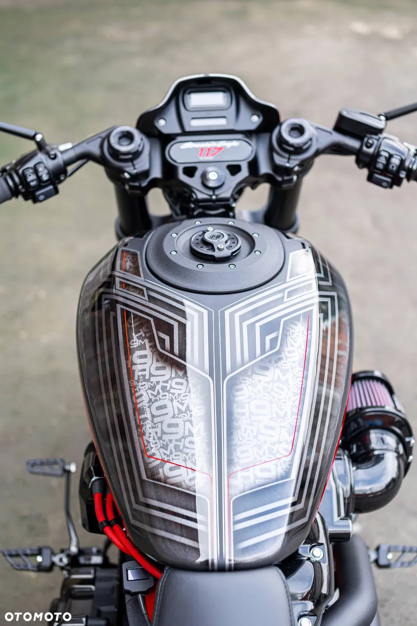 Harley-Davidson Softail FXDR - 16
