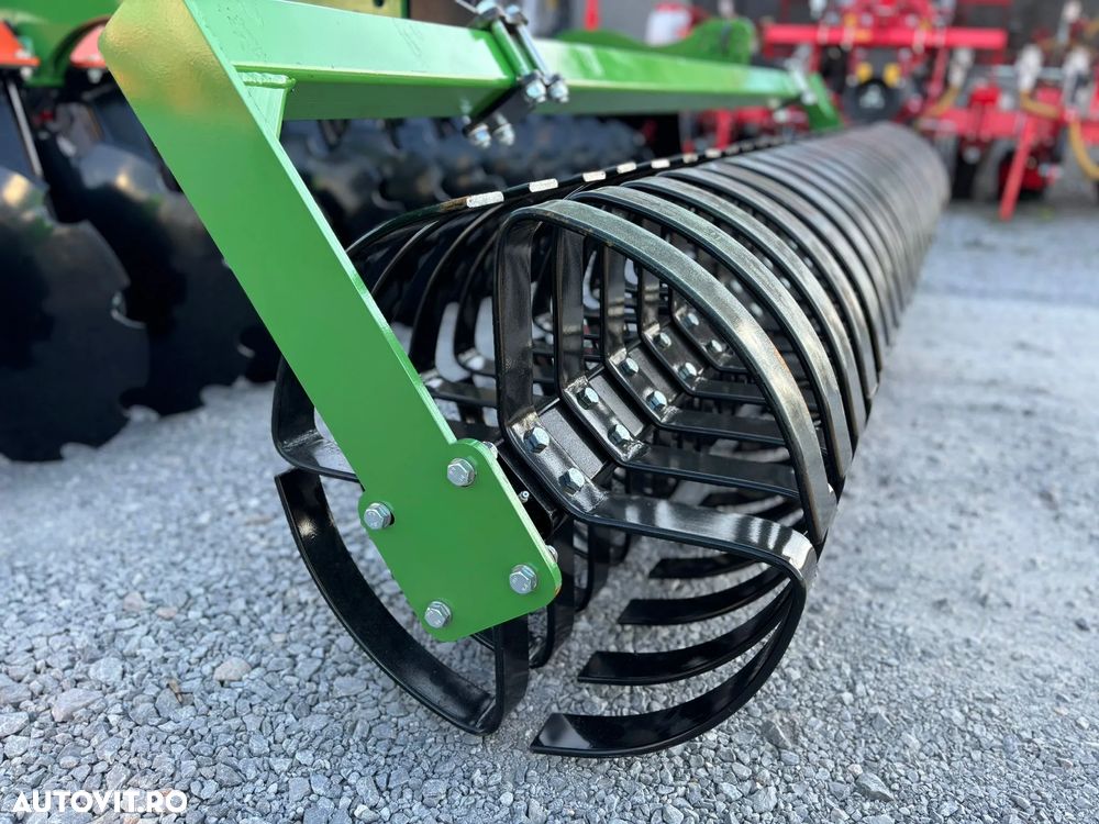 Terraking Disc HummeR cu tăvălug VIBRO - 8