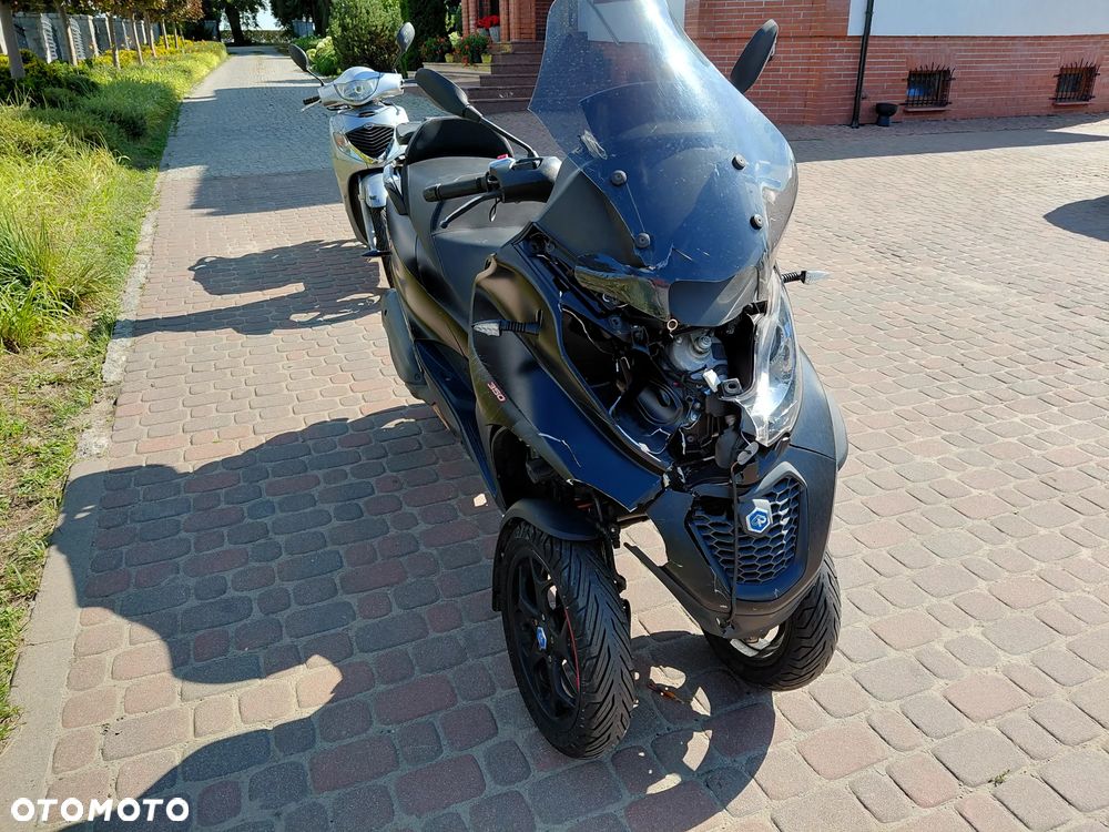 Piaggio MP-3 - 8