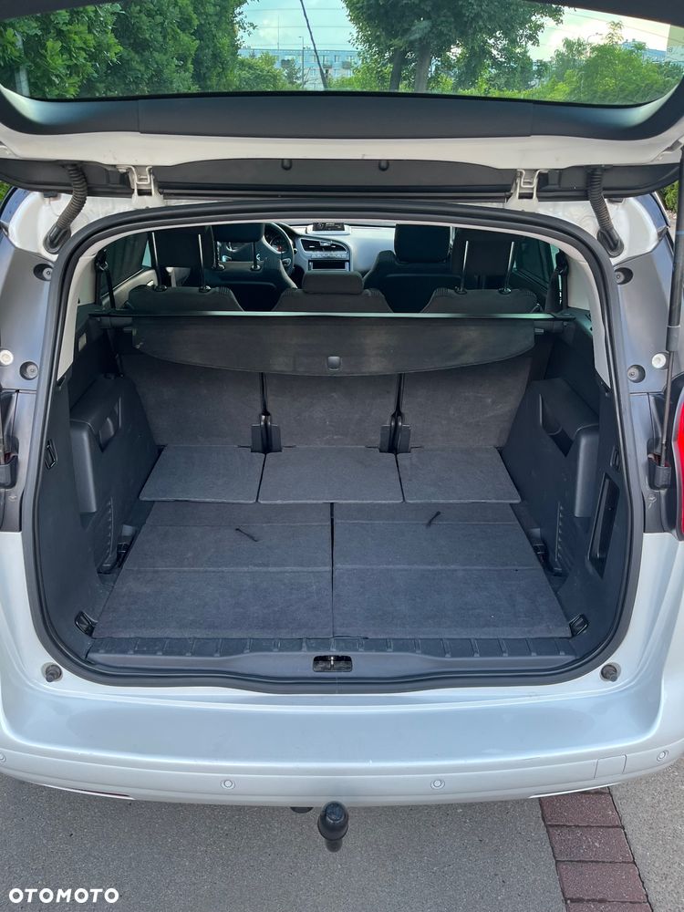Peugeot 5008 HDI 115 Allure - 11