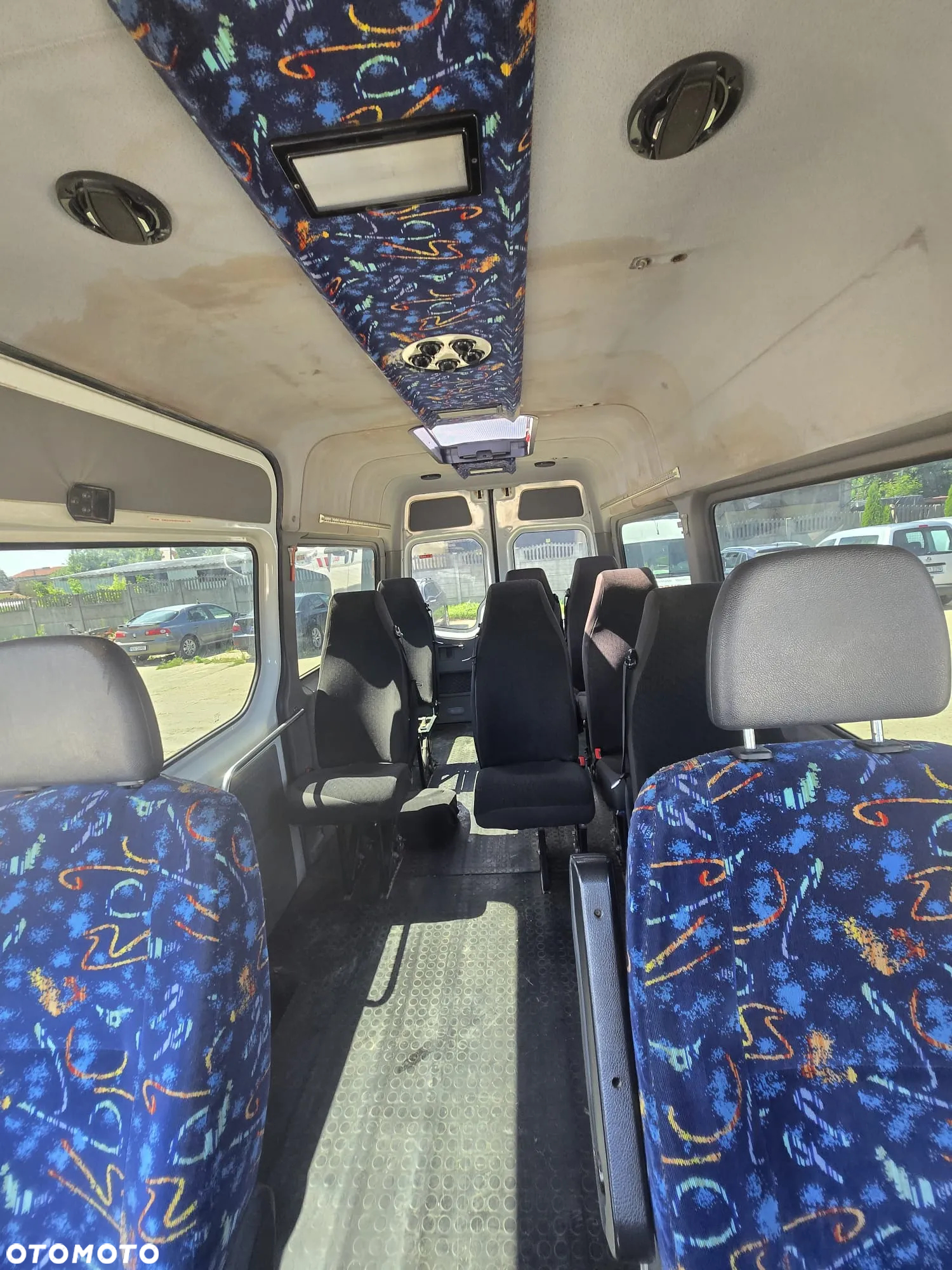 Mercedes-Benz Sprinter - 3