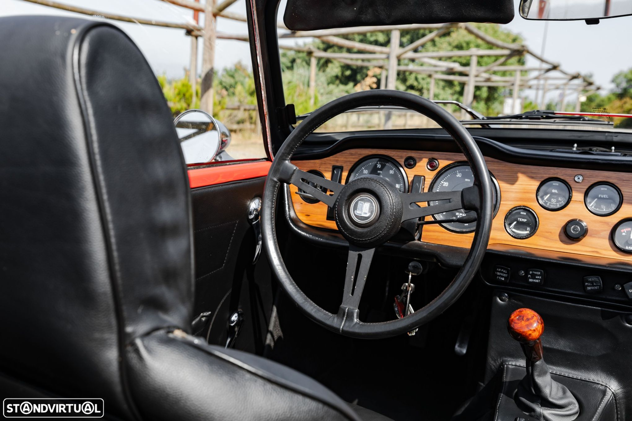 Triumph TR6 - 24