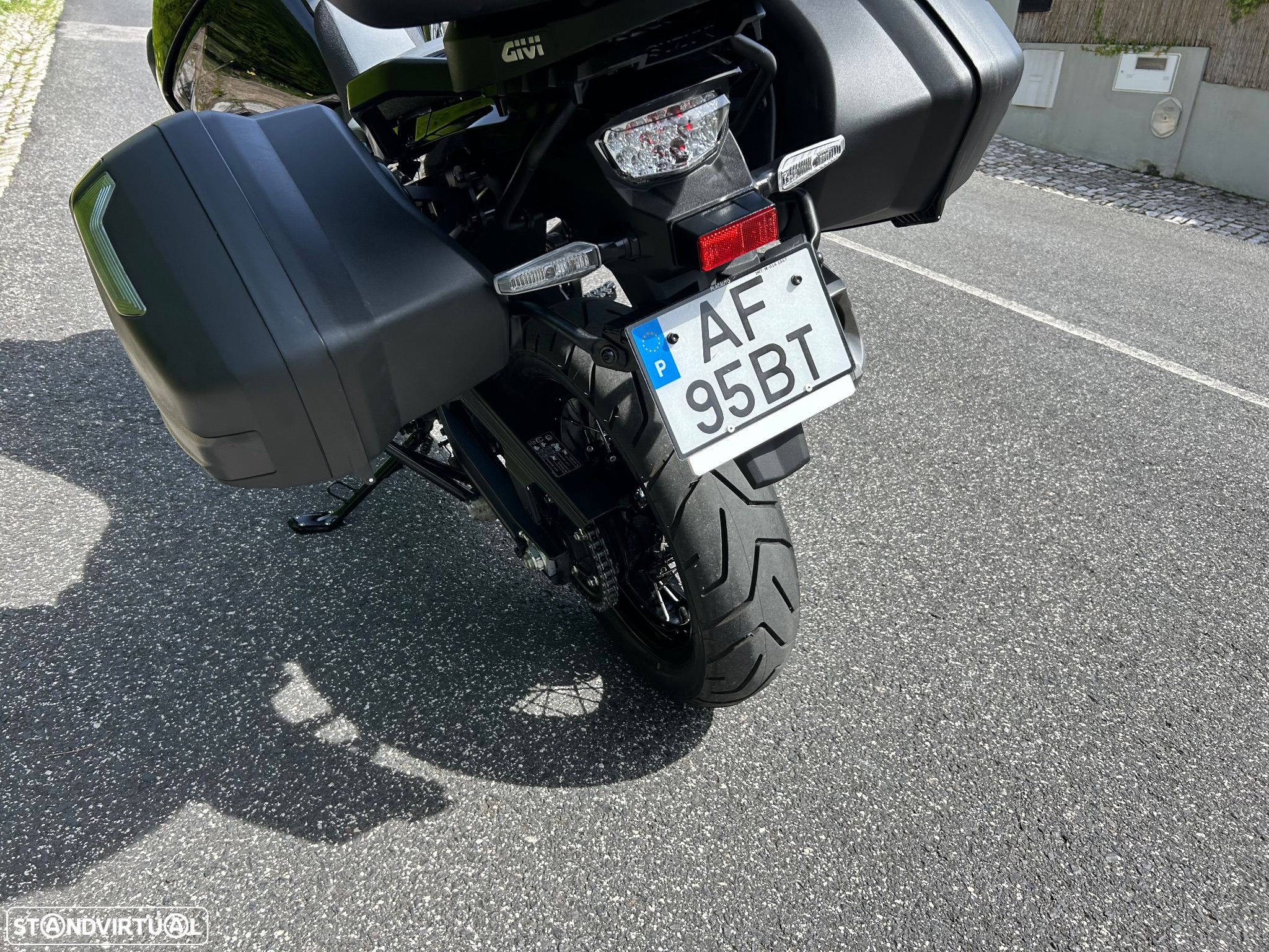 Suzuki DL V Strom 1050 de - 24