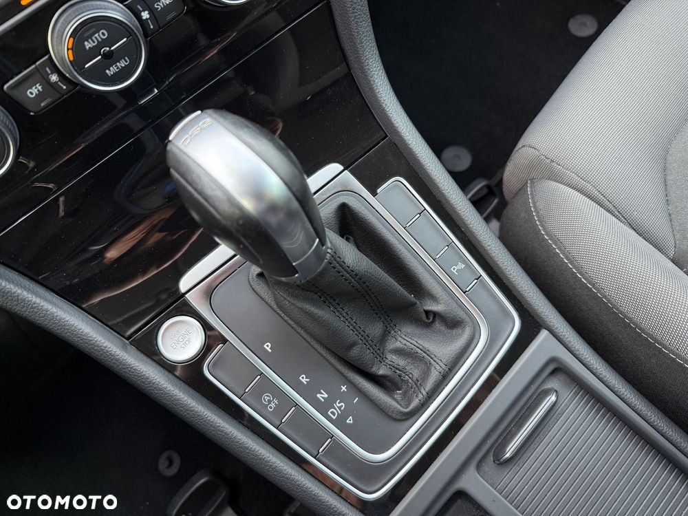 Volkswagen Golf 1.5 TSI ACT OPF DSG Highline - 27