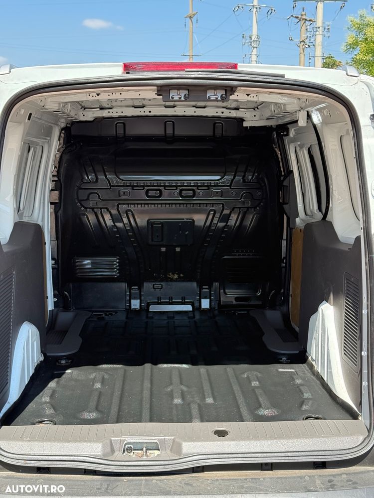Ford Connect - 8