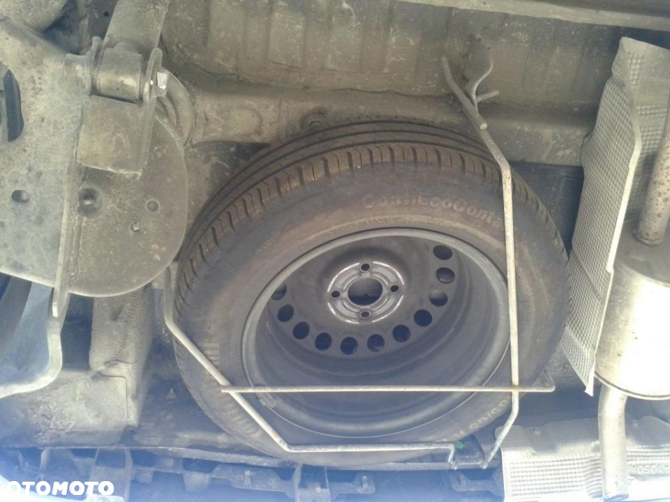 DACIA DOKKER KOSZ WINDA MOCOWANIE KOŁA ZAPASOWEGO - 2