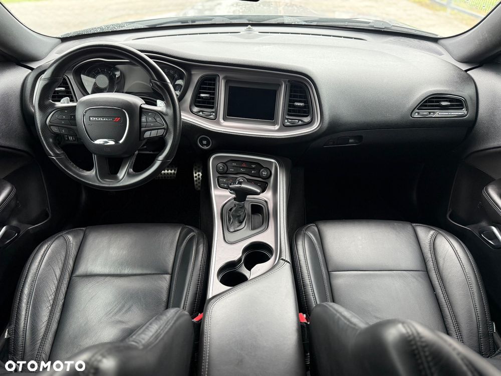 Dodge Challenger Automatik R/T Plus - 12