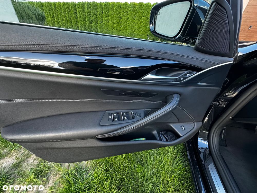 BMW Seria 5 530d mHEV Luxury Line - 10