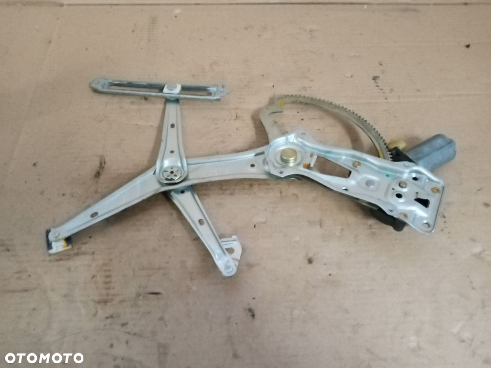 Mechanizm podnośnik szyby prawy przód Mercedes ML W163 990408-100 - 3