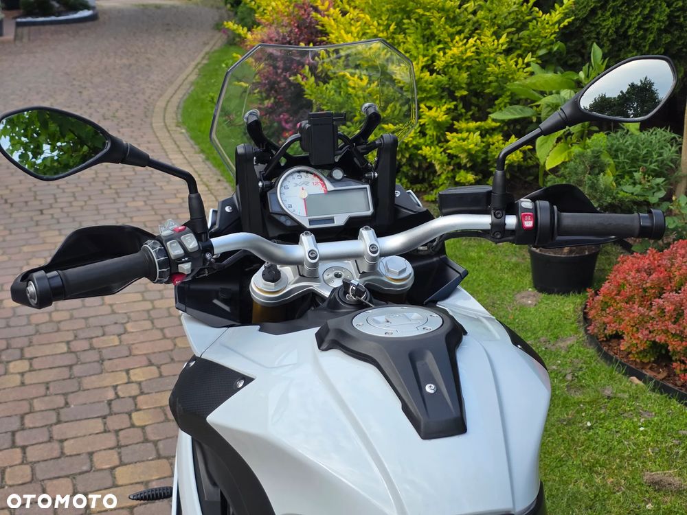 BMW XR - 10