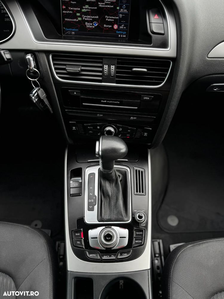 Audi A4 Avant 2.0 TDI Multitronic - 23
