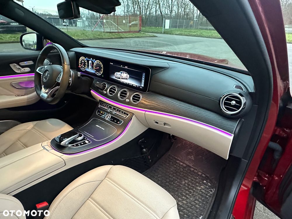 Mercedes-Benz Klasa E AMG 63 S 4Matic AMG Speedshift 9G-MCT - 16