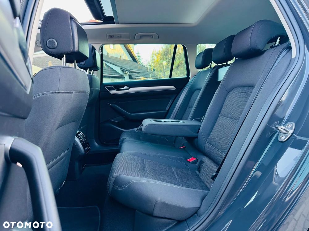 Volkswagen Passat 1.5 TSI EVO Elegance - 26