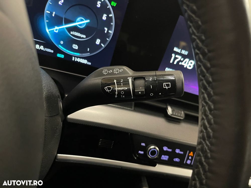 Kia Sportage 1.6T-GDI Hybrid 2WD Aut. Spirit - 27