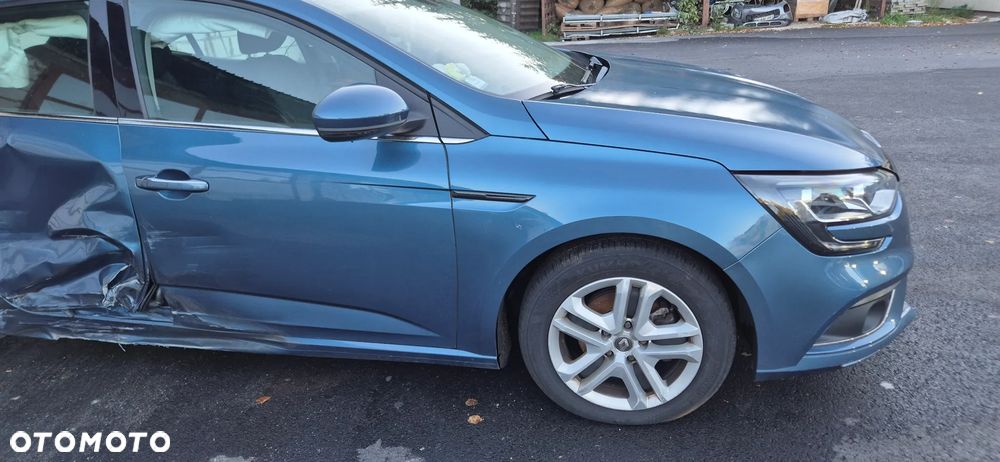 Renault Megane 1.5 Blue dCi Business - 5