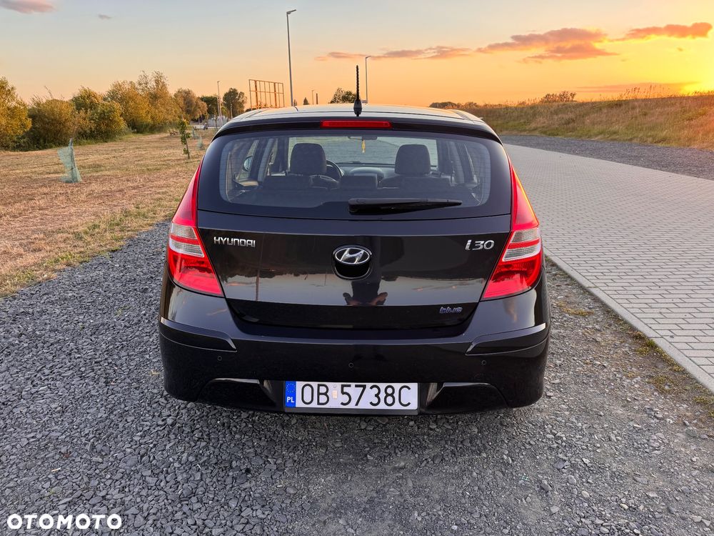 Hyundai i30 1.6 CRDi Premium - 4