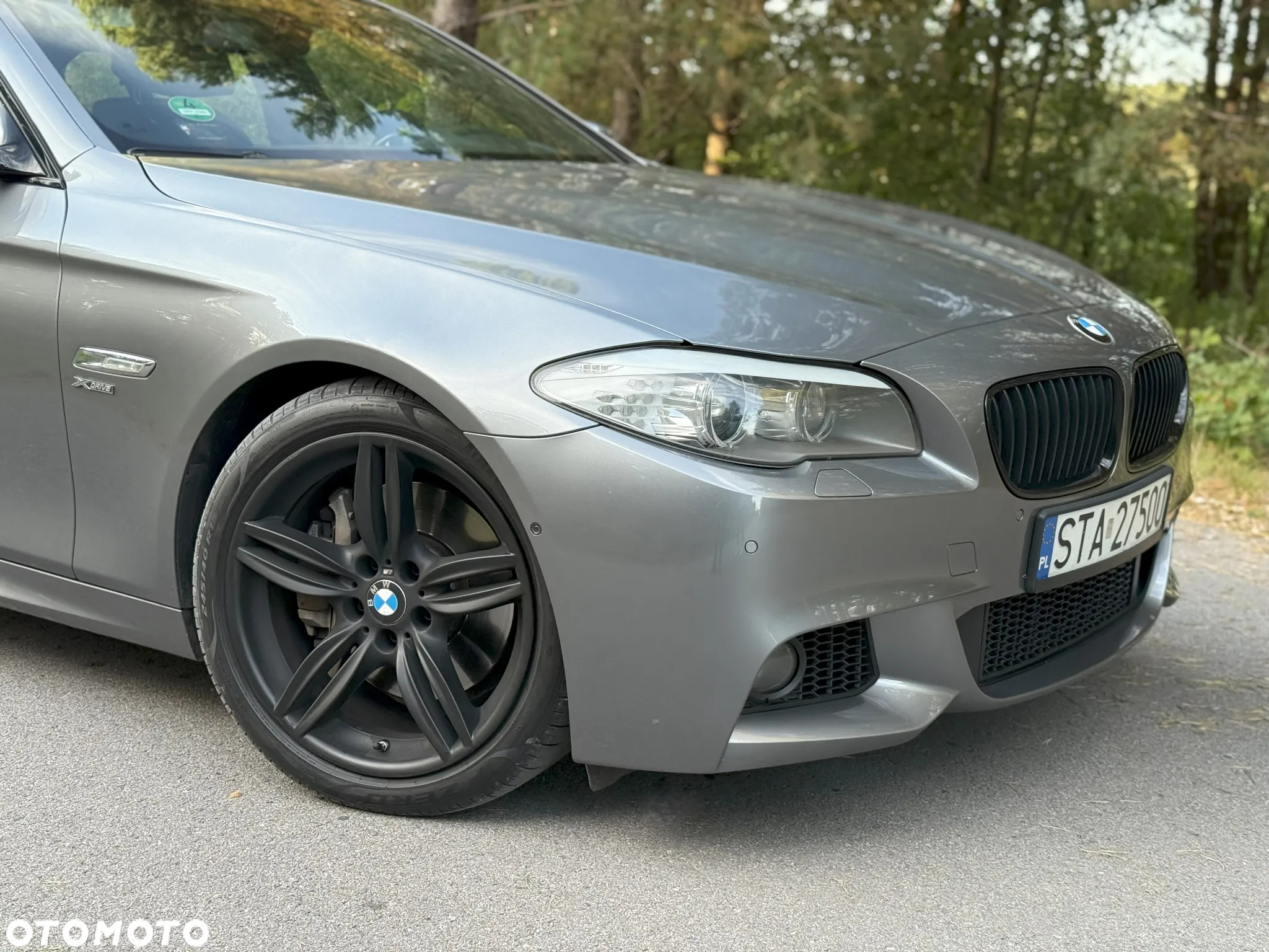 BMW Seria 5 550i - 9