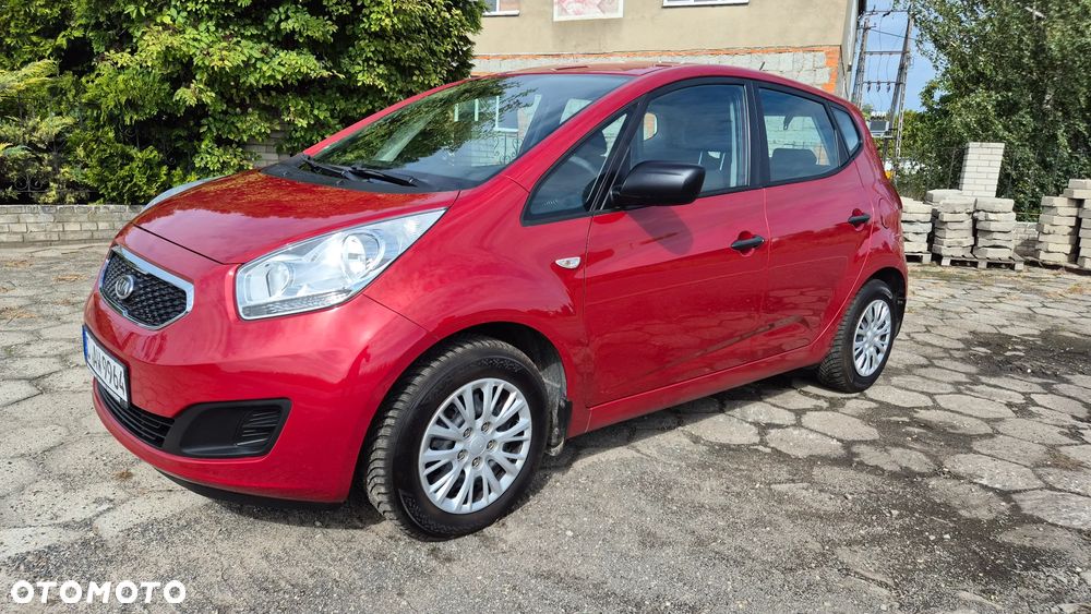 Kia Venga 1.4 L - 11