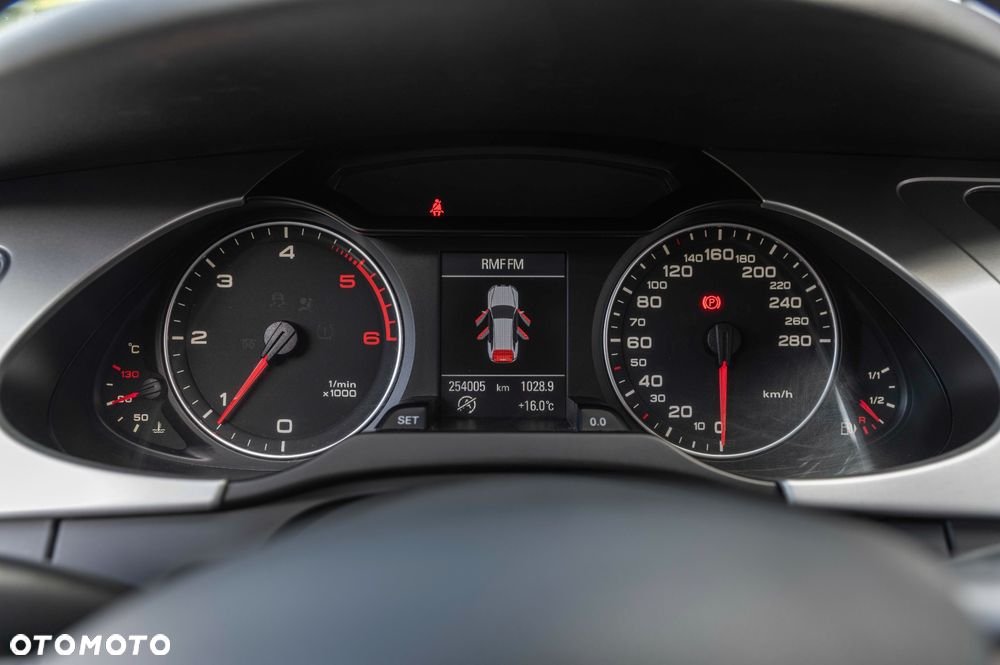 Audi A4 Avant 2.0 TDI S tronic - 20