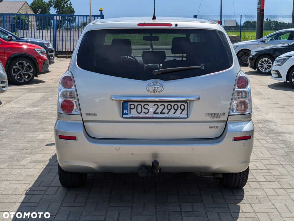 Toyota Corolla Verso 2.2 D-4D Sol + 7os - 5