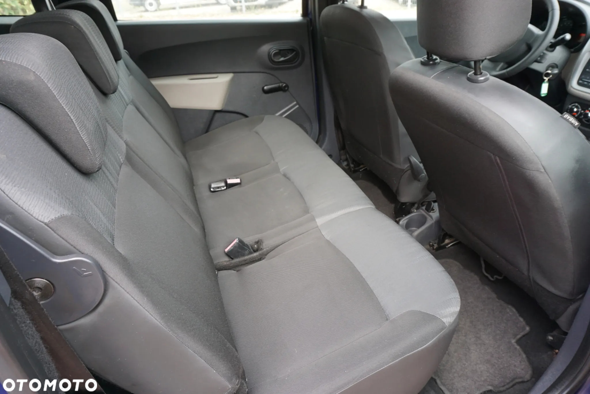 Dacia Lodgy 1.6 MPI 85 Ambiance - 15