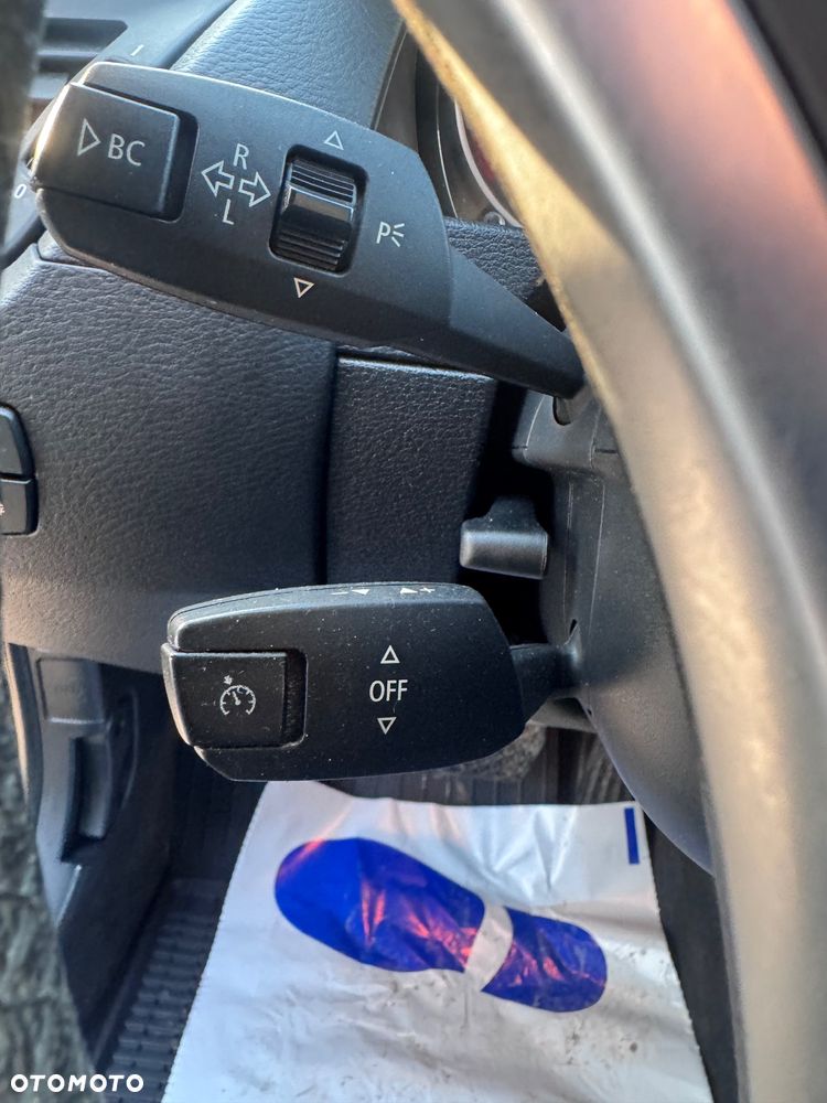 BMW X1 xDrive18d - 12