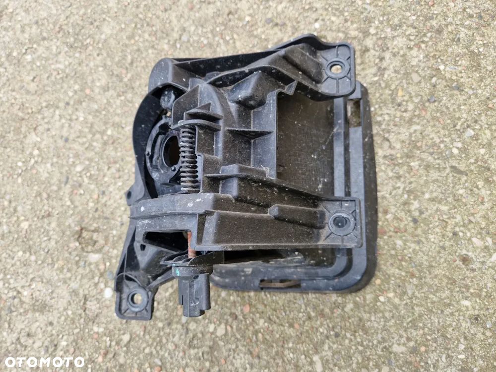 Dodge RAM IV 1500 lifting 13- halogen lewy lampa przeciwmgielna - 3