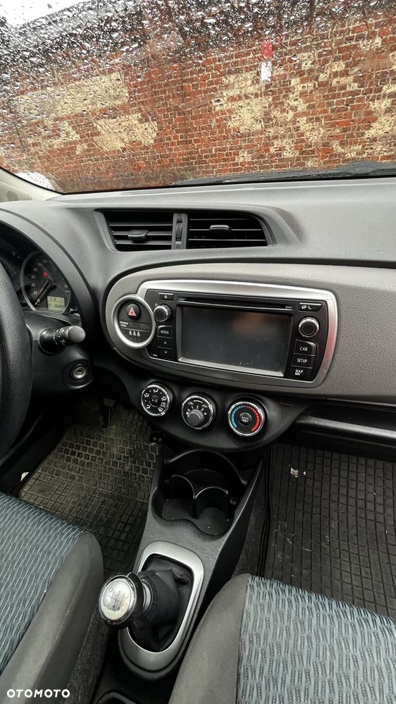 Toyota Yaris 1.33 VVT-i Edition - 8