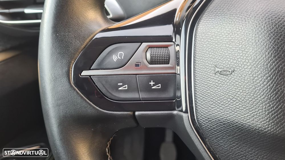 Peugeot 5008 1.5 BlueHDi Allure Pack - 15