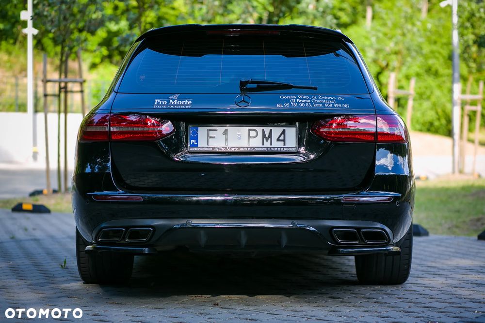 Mercedes-Benz Klasa E 220 d 9G-TRONIC - 11
