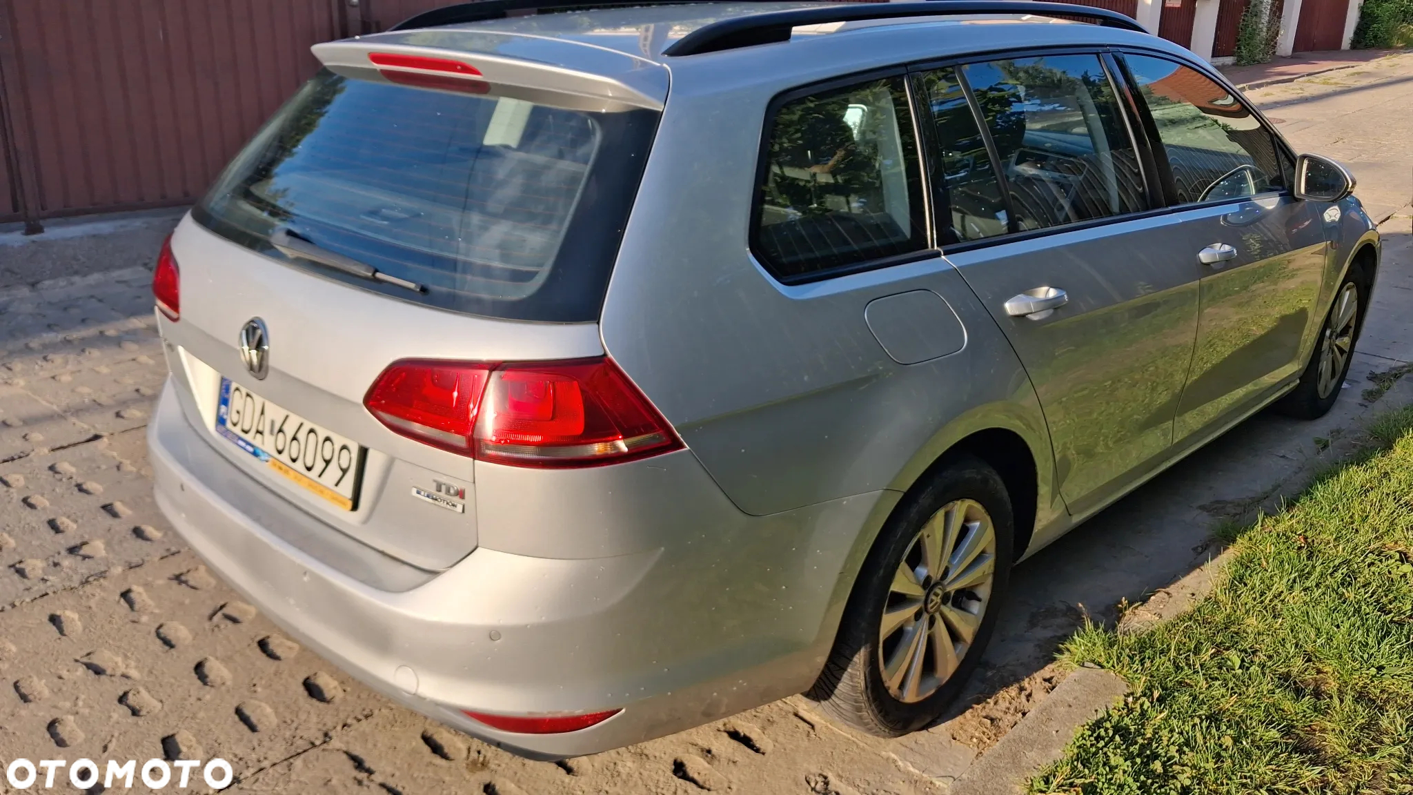 Volkswagen Golf VII 1.6 TDI BMT Comfortline - 4