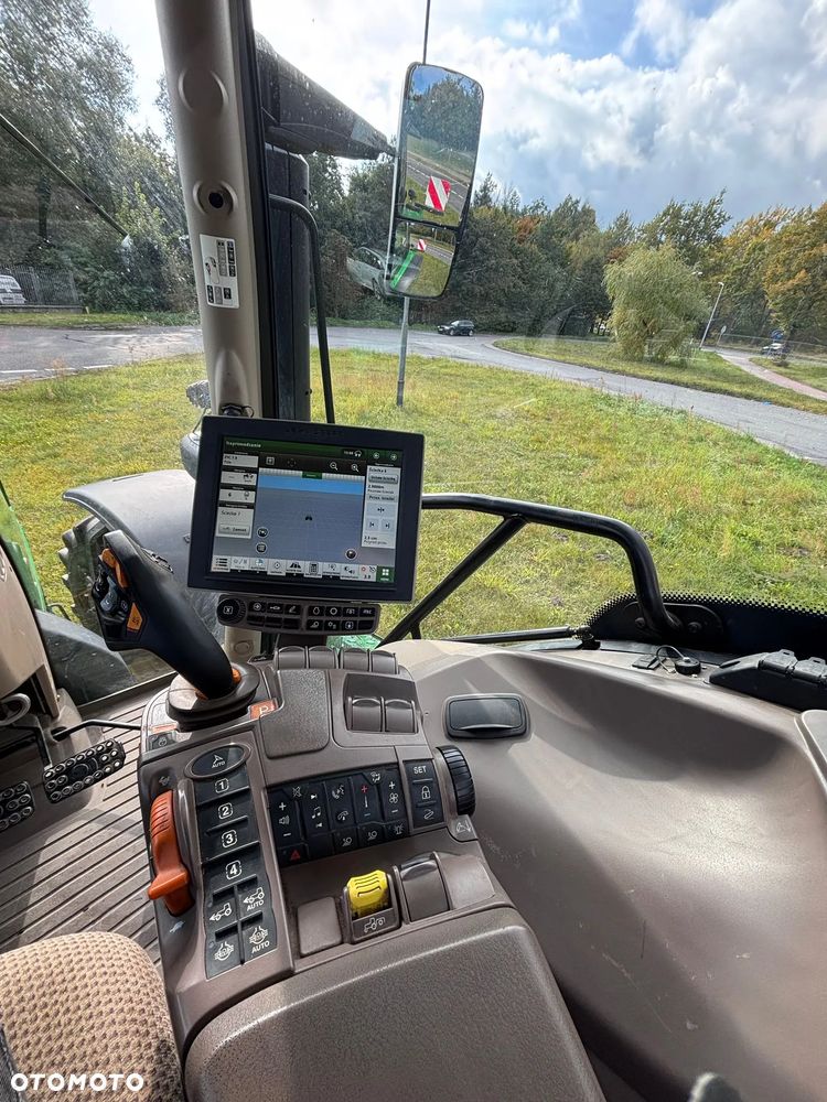 John Deere 6R250 - 11