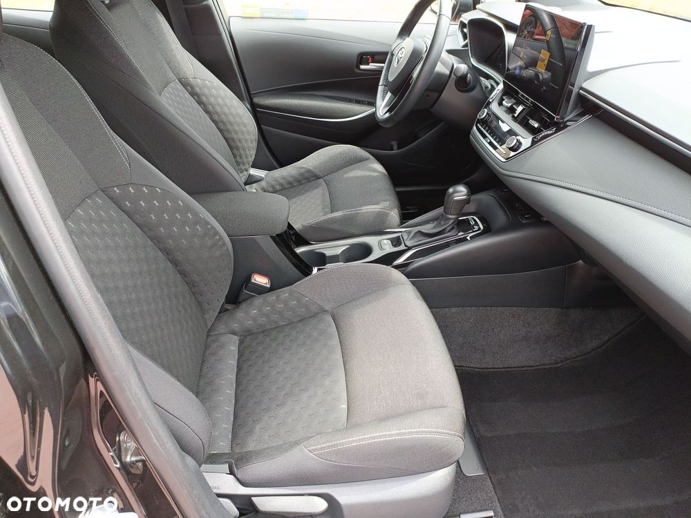 Toyota Corolla - 19