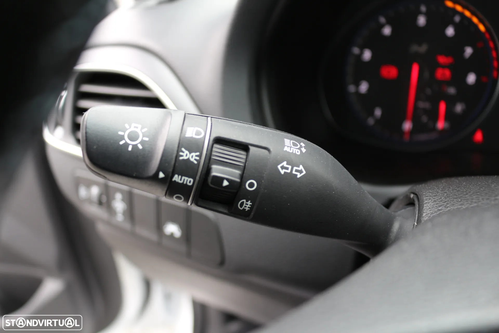 Hyundai i30 N 2.0 T-GDi Performance Pack - 30