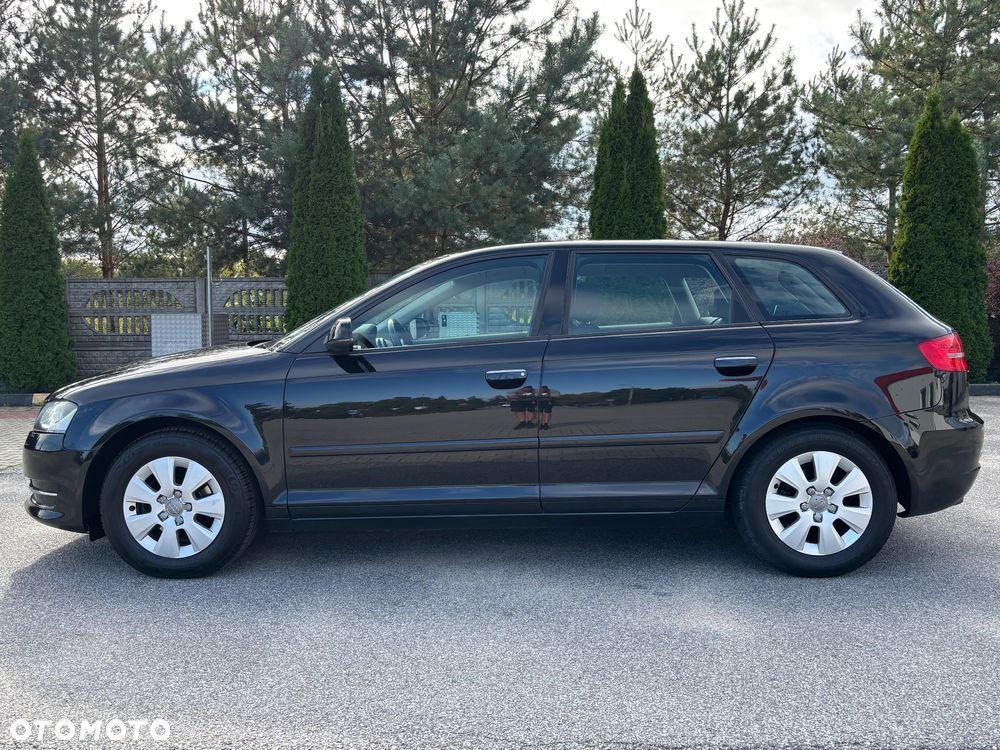 Audi A3 3-drzwiowe 1.6 TDI DPF Ambition - 1